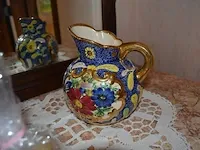 2 onze lieve vrouwebeeldjes onder stolp, divers aardewerk, vazen, kannen, potten, wandborden, koffie en thee sets, bestek, schotels, enz - afbeelding 26 van  36