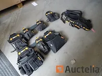 2 opbergstangen met fietstassen, tasharnas - afbeelding 12 van  13