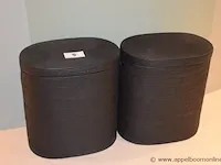 2 ovalen rotan wasmanden