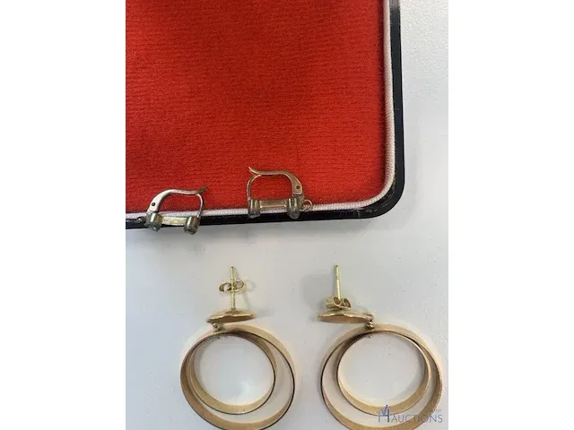 2 paar goudkleurige oorbellen - afbeelding 3 van  7