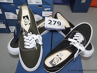 2 paar herenschoenen vans maat 42 - afbeelding 1 van  3