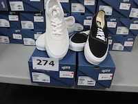 2 paar herenschoenen vans maat 43 - afbeelding 1 van  3