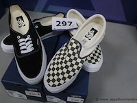 2 paar herenschoenen vans maat 44,5 - afbeelding 1 van  3