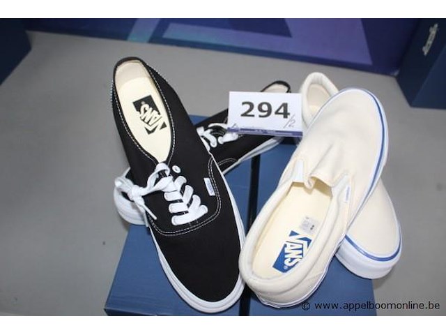 2 paar herenschoenen vans maat 44 - afbeelding 1 van  3