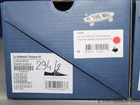 2 paar herenschoenen vans maat 44 - afbeelding 2 van  3