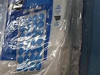 2 pakjes ijsblok zakjes goed voor 5600 ijsblokjes - afbeelding 2 van  2