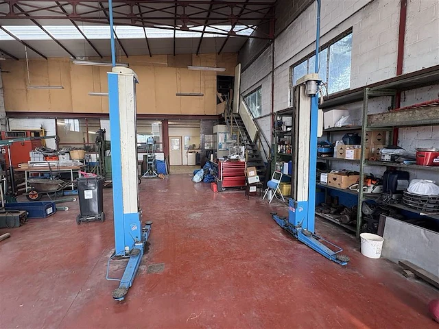 2 palen brug 3200 kg - afbeelding 1 van  11