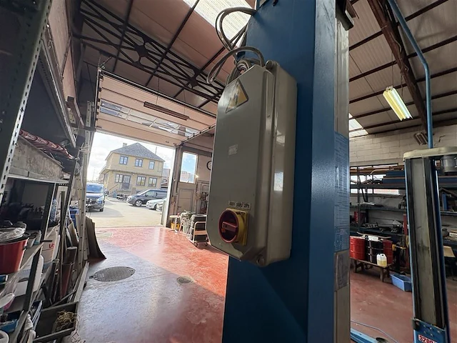 2 palen brug 3200 kg - afbeelding 9 van  11