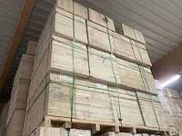 2 paletten balsa hout - afbeelding 1 van  5
