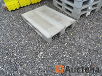 2 pallets pvc