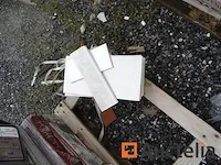 2 pallets tegels en diverse friezen - afbeelding 5 van  11