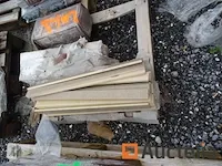 2 pallets tegels en diverse friezen - afbeelding 6 van  11