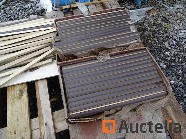 2 pallets tegels en diverse friezen - afbeelding 11 van  11