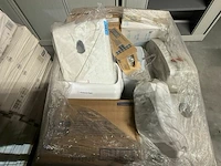 2 palletten tork dispensers + vuilbakken - afbeelding 2 van  4
