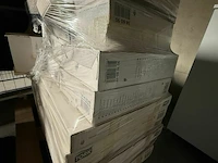 2 palletten tork dispensers + vuilbakken - afbeelding 4 van  4