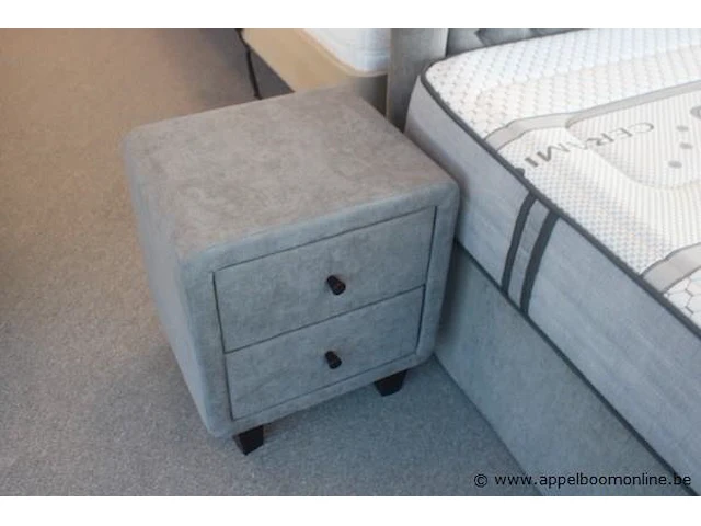 2 persoons bed/boxspring 160x200 compleet met matras bio ceramic en 2 bijzettafeltjes - afbeelding 3 van  4