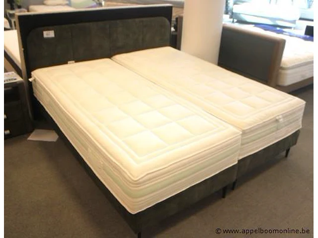 2 persoons bed/boxspring vv 2 matrassen 180x200 - afbeelding 1 van  3