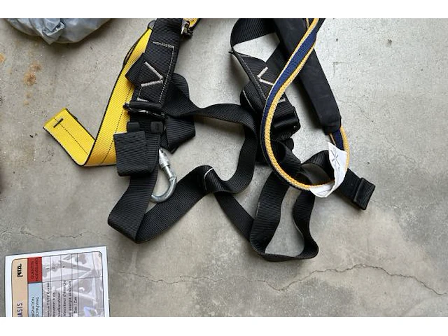 2 petzl harnassen - afbeelding 2 van  7