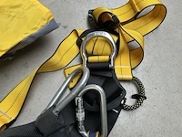 2 petzl harnassen - afbeelding 3 van  7