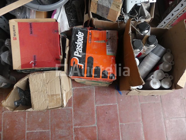 2 planken en de inhoud ervan - afbeelding 10 van  15