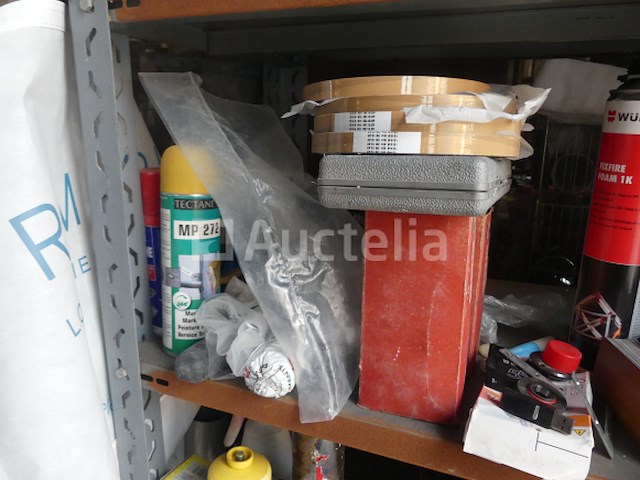 2 planken en de inhoud ervan - afbeelding 14 van  15