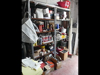 2 planken en de inhoud ervan - afbeelding 2 van  15