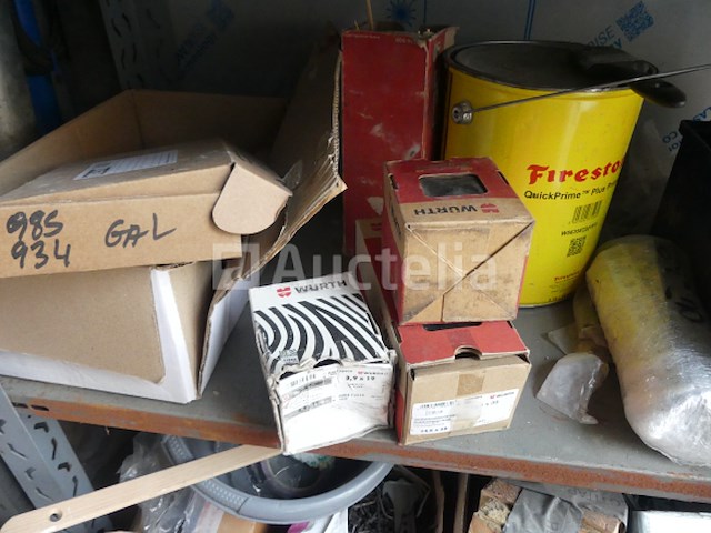 2 planken en de inhoud ervan - afbeelding 7 van  15