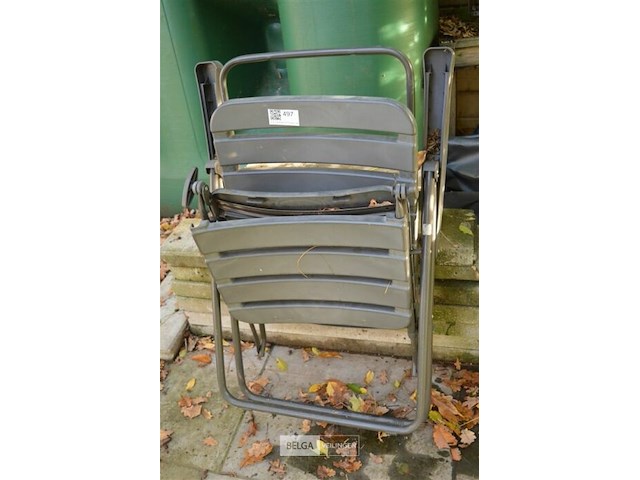 2 plooibare tuinstoelen - afbeelding 1 van  3