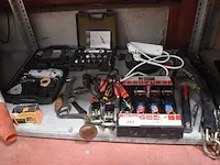 2 pneumatisch gereedschap, spanriemen, divers handgereedschap