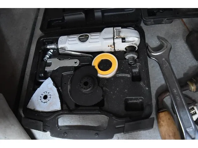 2 pneumatisch gereedschap, spanriemen, divers handgereedschap - afbeelding 5 van  6