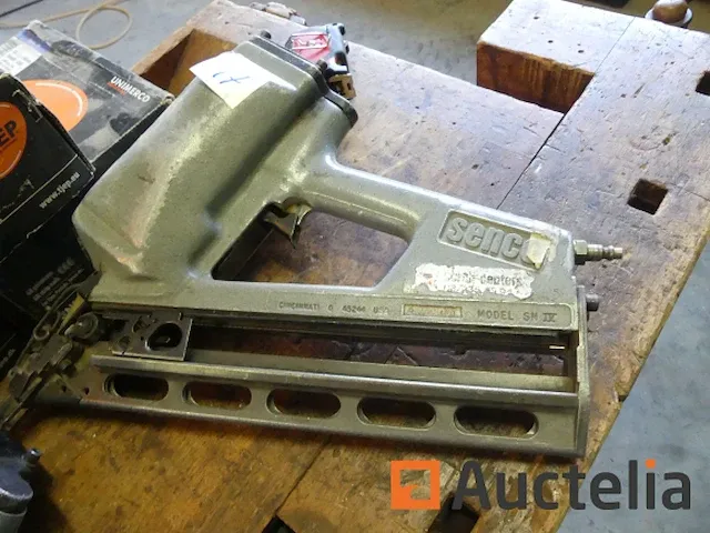 2 pneumatisch spijkermachines senco sn iv - afbeelding 4 van  7