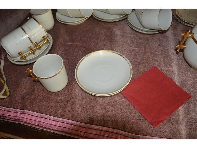 2 porseleienen koffieserviezen - afbeelding 6 van  17