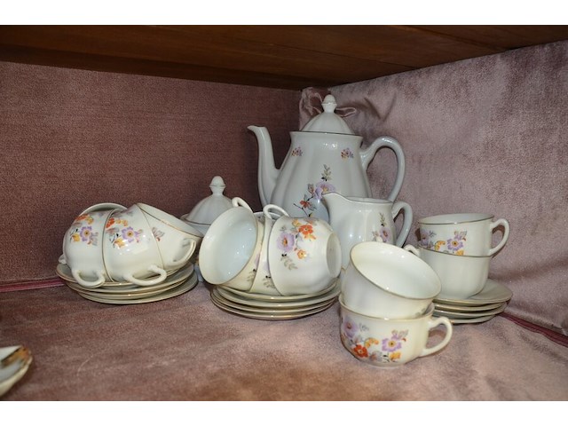 2 porseleienen koffieserviezen - afbeelding 14 van  17