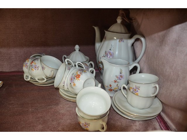 2 porseleienen koffieserviezen - afbeelding 15 van  17