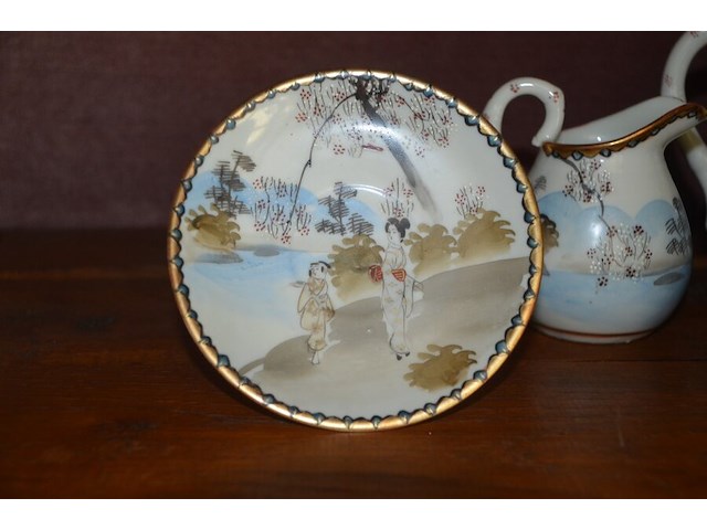 2 porseleinen koffieserviezen, 5 sierstukken - afbeelding 5 van  14