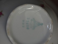 2 porseleinen koffieserviezen, 5 sierstukken - afbeelding 11 van  14