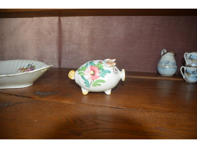 2 porseleinen koffieserviezen, 5 sierstukken - afbeelding 12 van  14