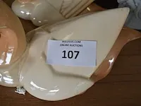 2 porseleinen siereendjes - afbeelding 2 van  7