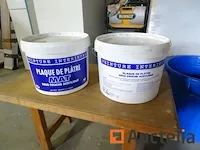 2 potten met wit interieur verf voor 75 m2 per pot - afbeelding 8 van  8