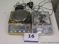 2 precisieweegschalen kern - afbeelding 1 van  3