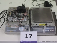 2 precisieweegschalen kern - afbeelding 1 van  3