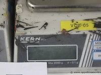 2 precisieweegschalen kern - afbeelding 2 van  3