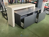 2 presentatiemeubels - afbeelding 3 van  4