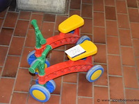 2 pvc loopfietsjes - afbeelding 1 van  1