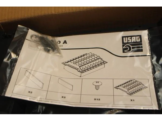 2 pvc materiaalkisten usag 1300 - afbeelding 2 van  3
