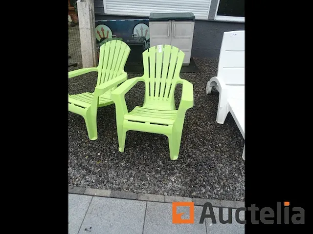 2 pvc tuin stoelen - afbeelding 3 van  4