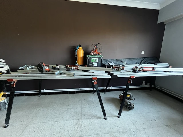 2 raimondi werktafels in combinatie met haakse slijper - afbeelding 1 van  16
