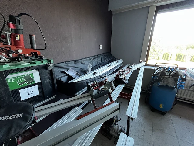 2 raimondi werktafels in combinatie met haakse slijper - afbeelding 14 van  16