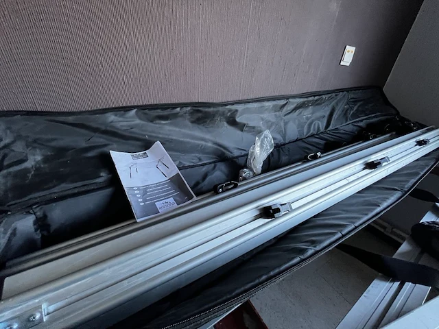 2 raimondi werktafels in combinatie met haakse slijper - afbeelding 16 van  16