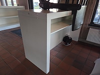 2 rechthoekige + 3 vierkante houten hoge tafels - afbeelding 3 van  7